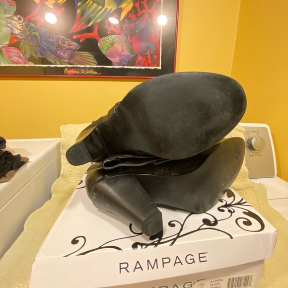 Can no longer wear heels. - Picture 3 of 5